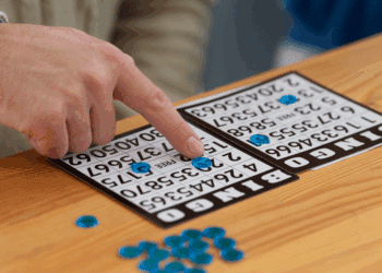 Lotto vai kolikkopelit – rehellinen vertailu aloittelijalle